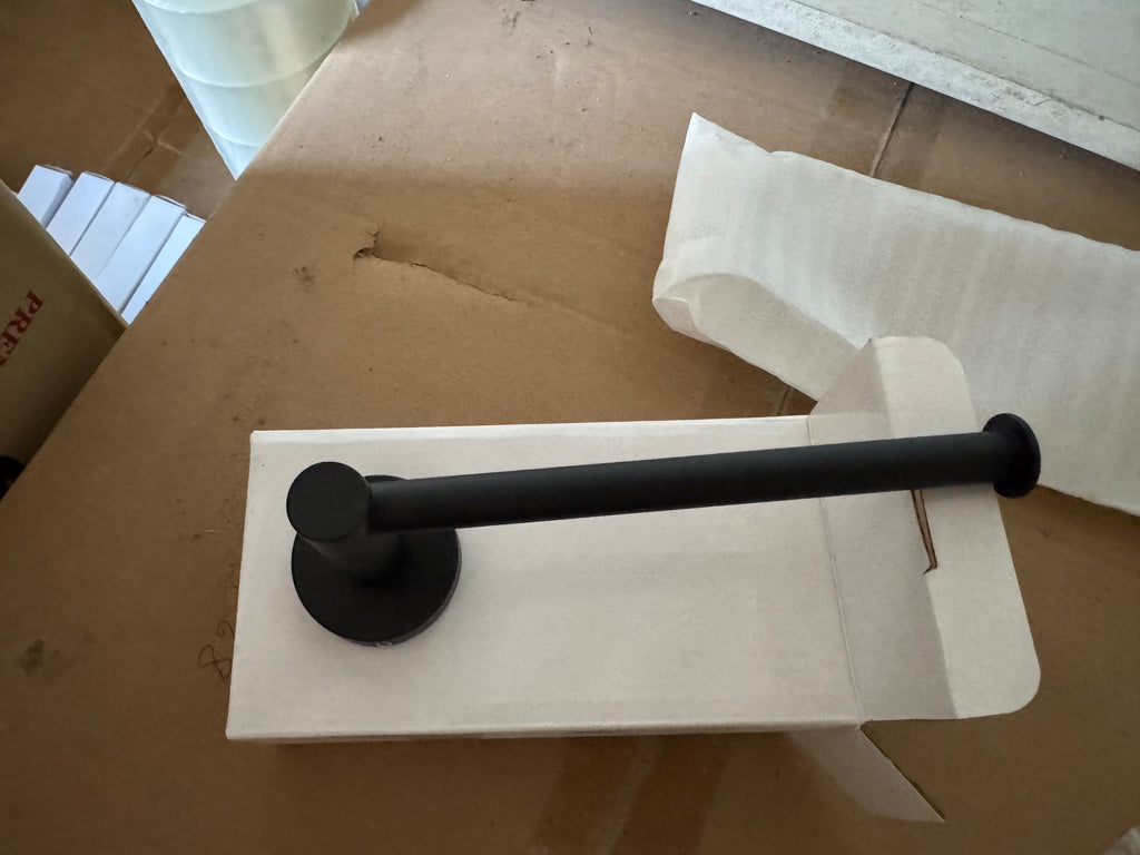 6603X001 Round Black Toilet Paper Holder