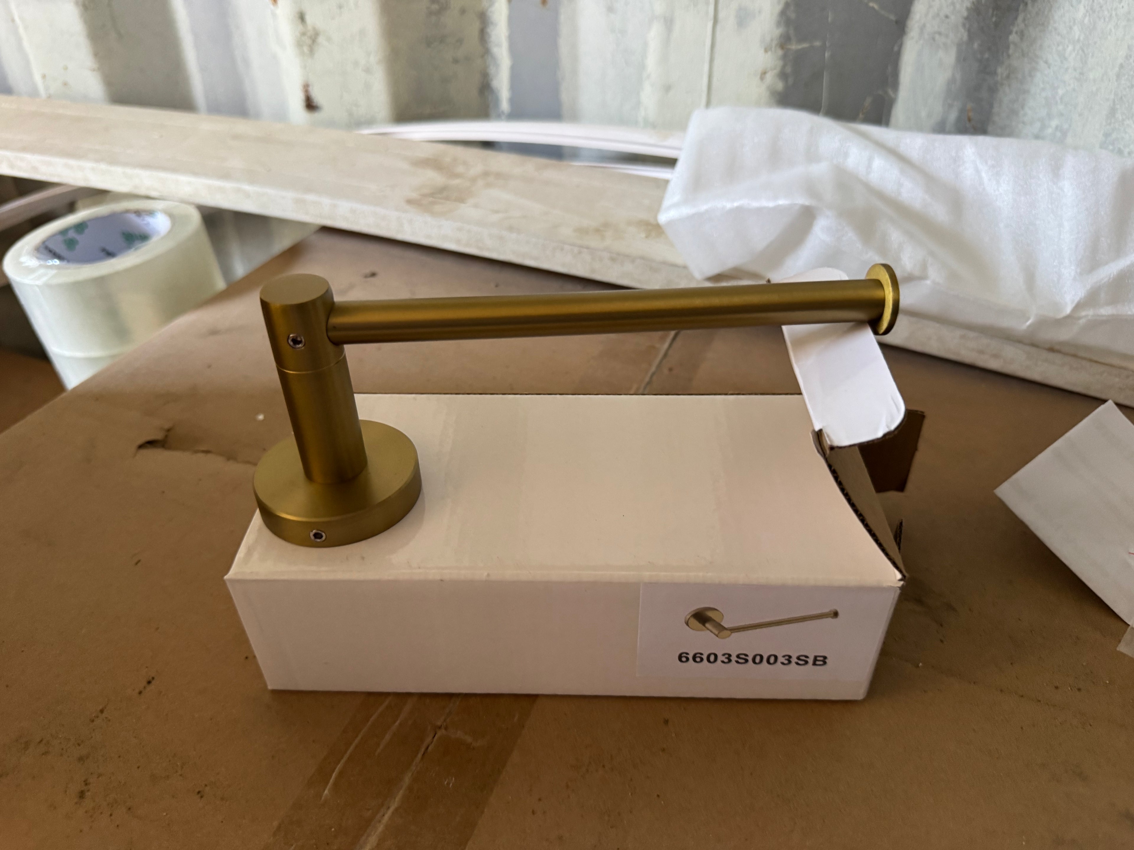 Round Brushed Gold Toilet Paper Holder